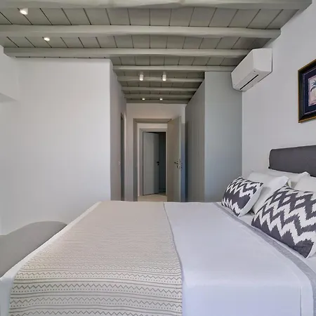 J-view Psarou (Mykonos)