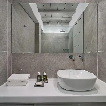 Villa J-view *